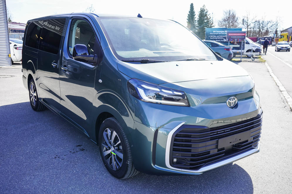 Toyota Proace Verso 2,0 AT Long Foto vom Toyota Proace Verso 2,0 AT Long